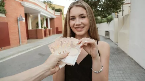 ◤Public Agent◢ Russian Babe In A Short Black Dress ►Mary Rock, Erik Everhard