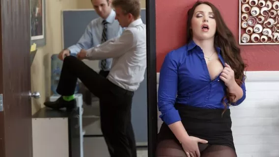 ◤Brazzers◢ Chief Executive Whore ►Lola Foxx, Danny D