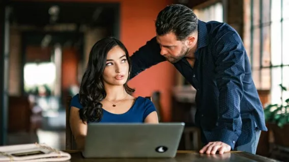 ◤EroticaX◢ Breaking The Internet ►Seth Gamble, Emily Willis