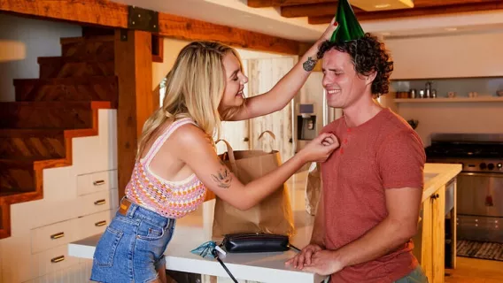 ◤My Sister's Hot Friend◢ Katie Hunt  Fucks Her Brothers Friend ►Gabbie Carter, Robby Echo