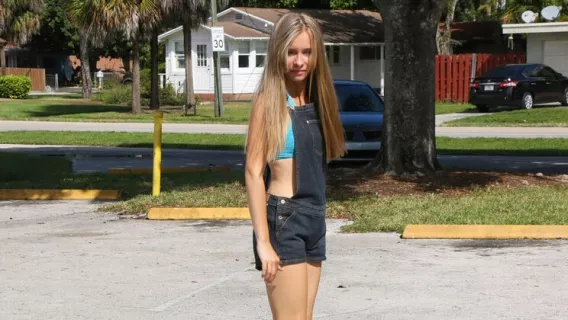 ◤Exxxtra Small◢ Tiny Teen Takes A Tumble ►Pauly Harker, Kaylee Jewel