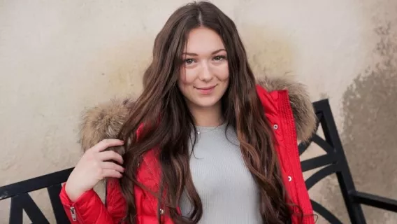 ◤Public Agent◢ Quick Fuck Before My BF Gets Back ►Erik Everhard, Martin Gun, Isabella De Laa