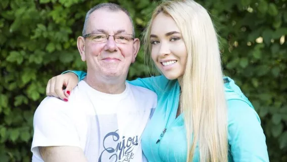 ◤Oldje◢ Wet Encounter ►Briana Bounce, Bryn