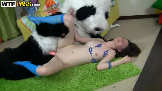 ◤Panda Fuck◢ Sexy And Fun Strap On Porn With Nicki ►Nicki