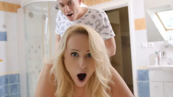 ◤Team Skeet X Series◢ Frisky At The Winter House ►Angel Wicky, George Uhl, Faun